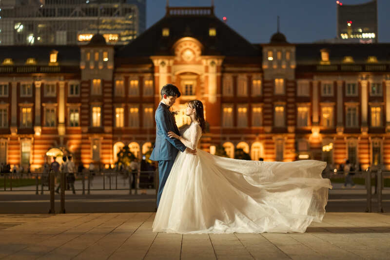 夕暮れ時から東京丸の内ロケーション