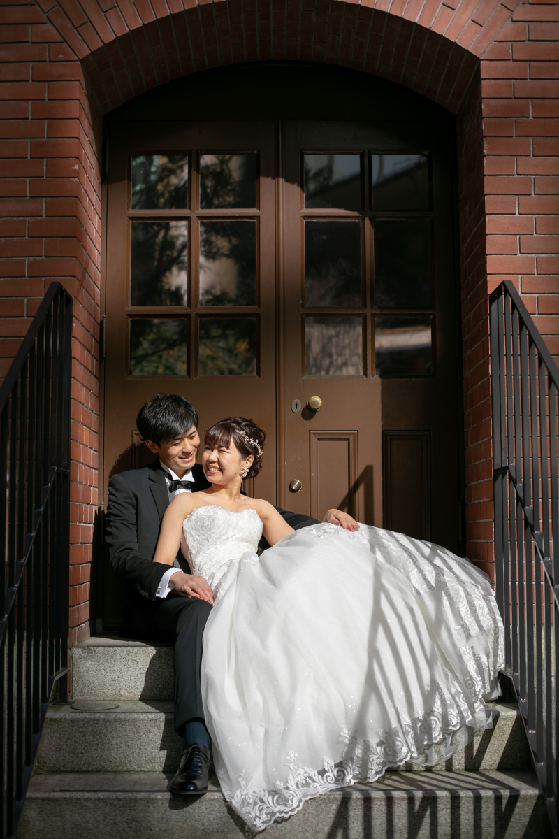 三菱一号館美術館の階段にて