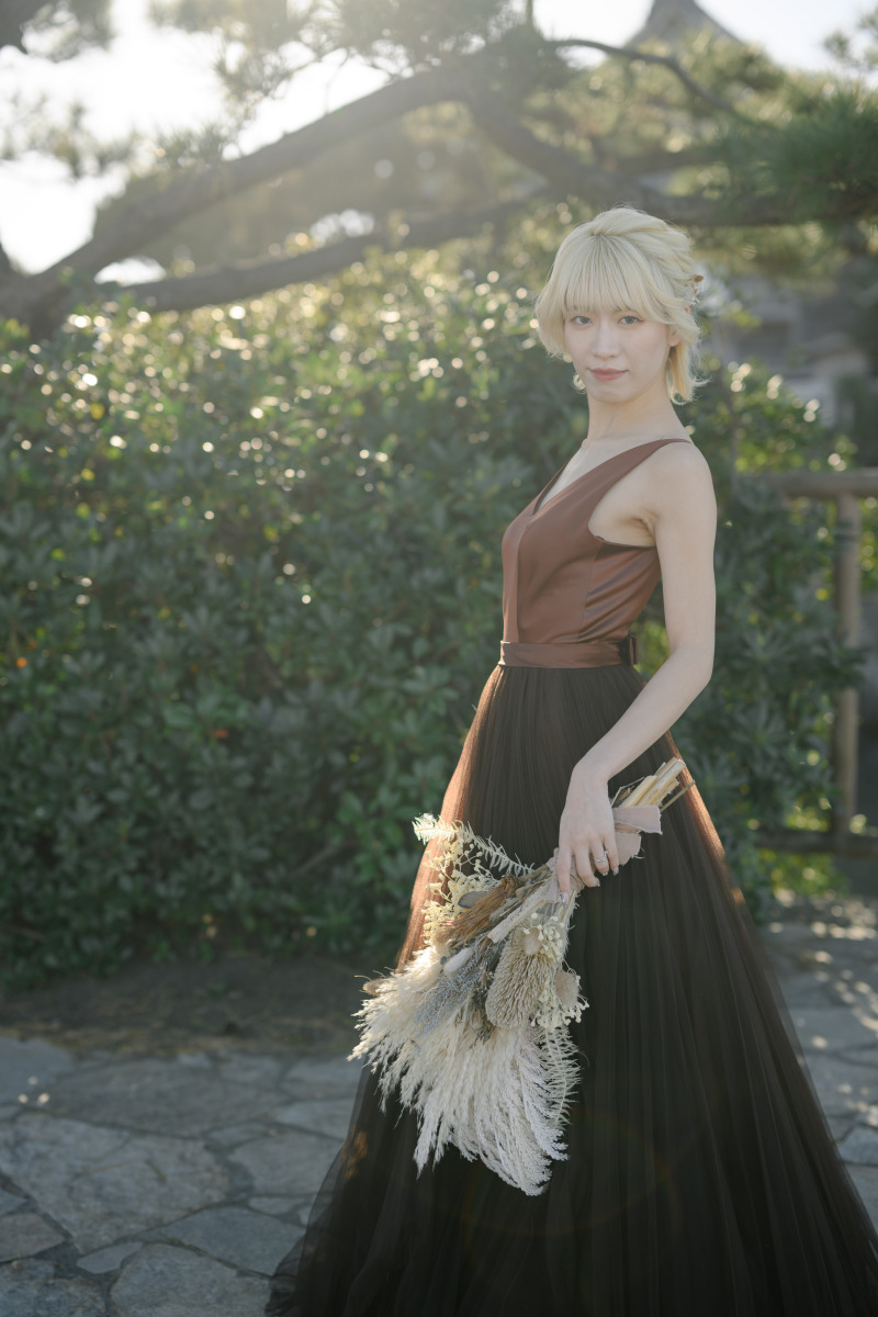 木漏れ日とドライブーケがナチュラルな雰囲気♪