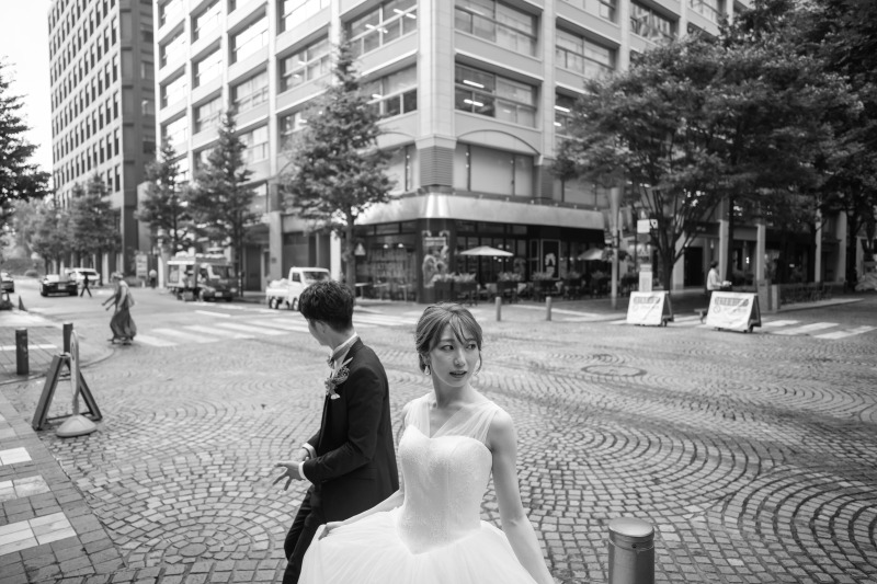 お昼間の仲通り!