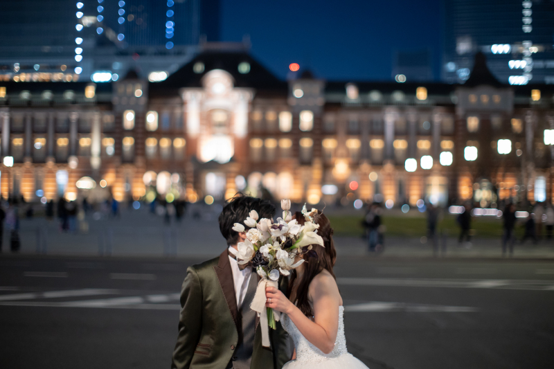 ブーケで顔隠し♪