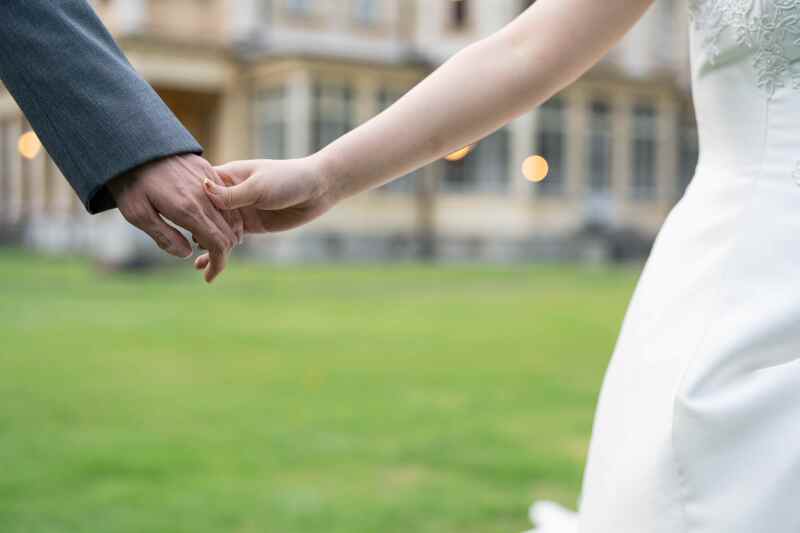 手繋ぎショット！