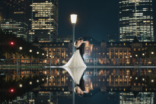 ブラックドレスから純白のドレスへ