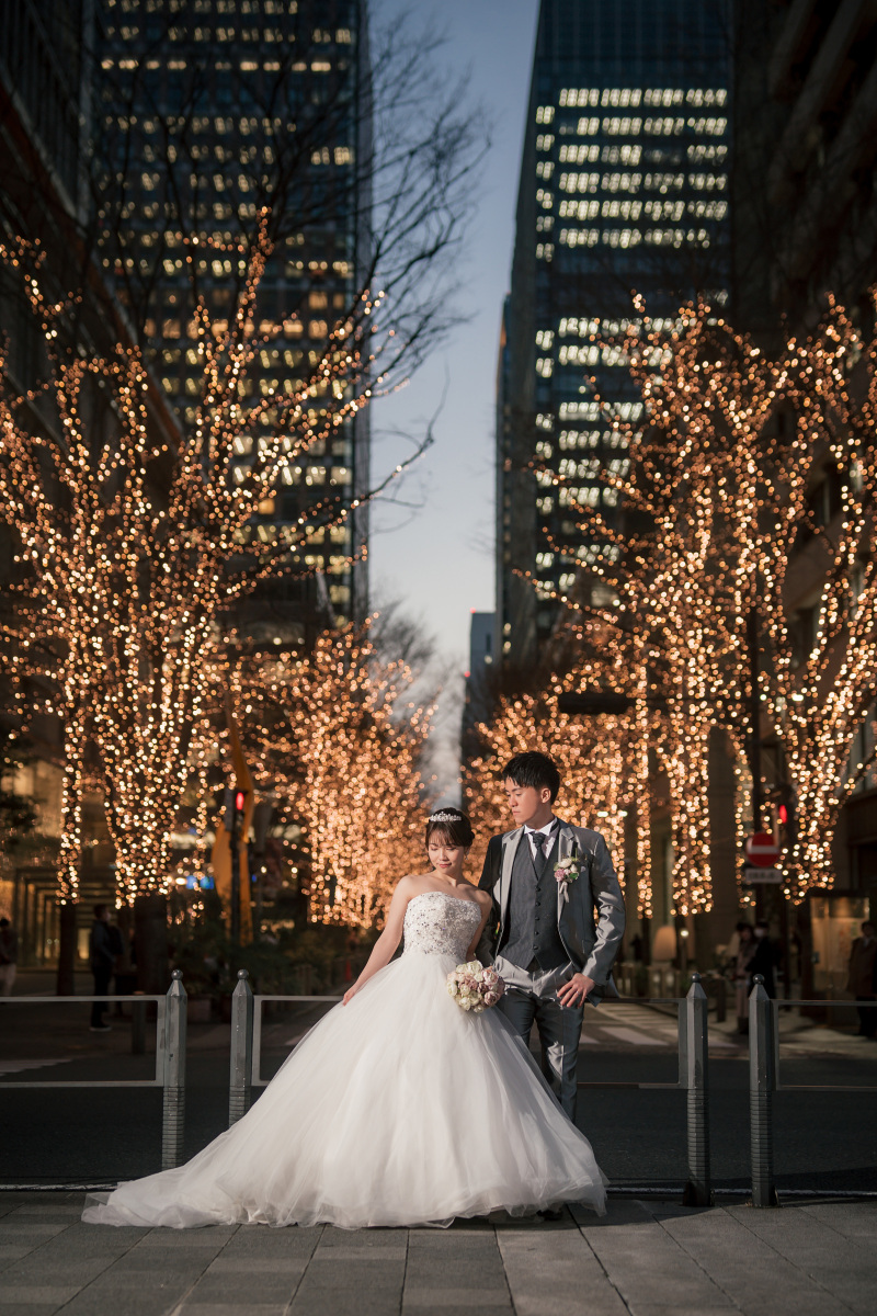 オレンジ色の暖かい明りに灯されて