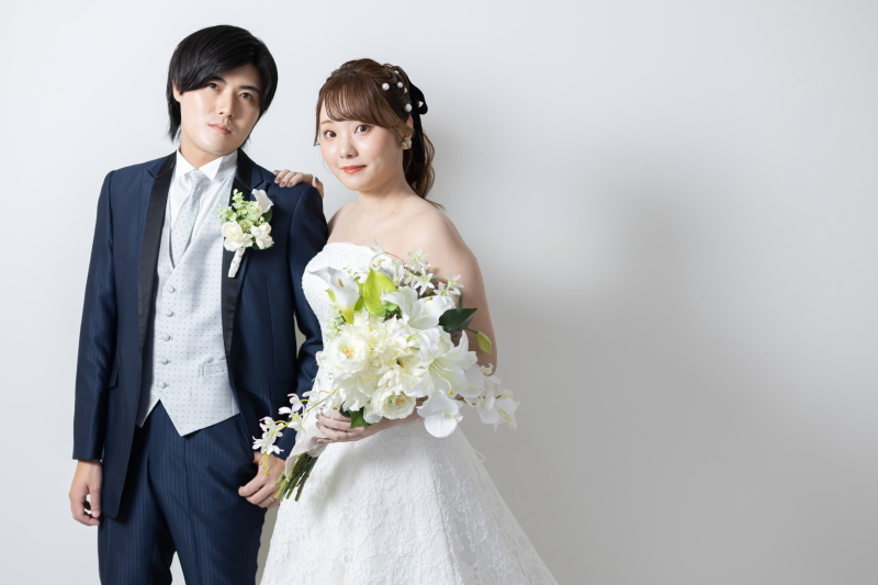 クールな表情で