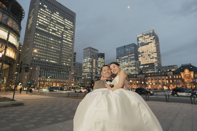 ドレスふんわりのハグショット♪