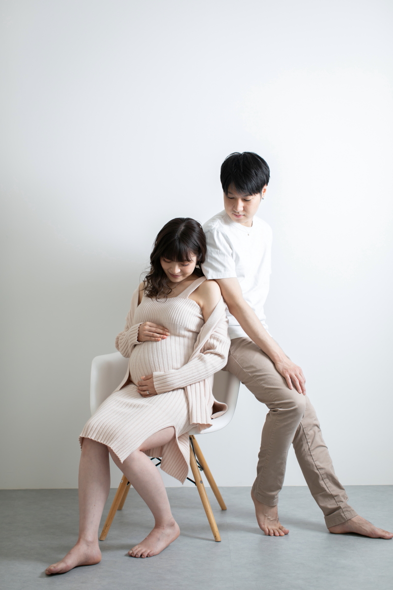 椅子を使ってのポージング