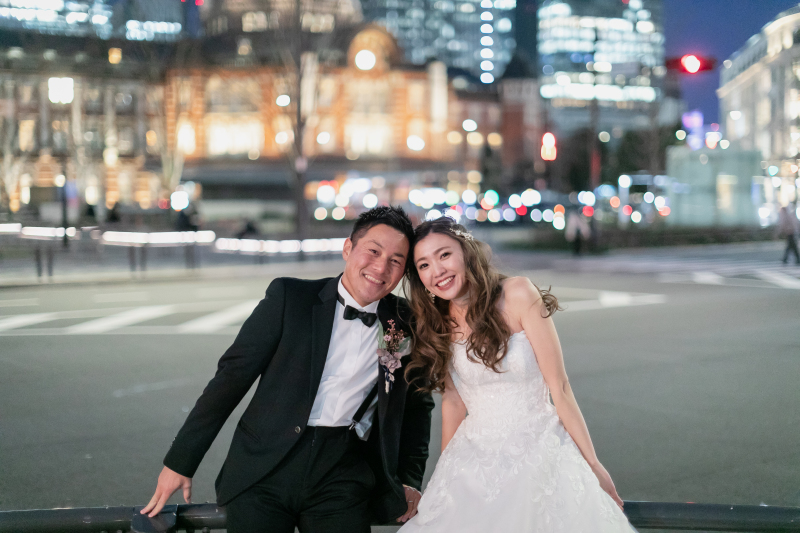 寄り添って笑顔