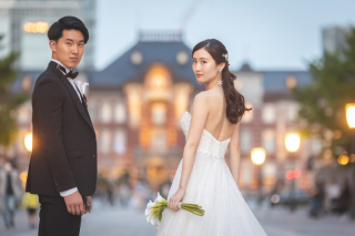 淡い色彩の、スタイリッシュな丸の内ロケフォト♡