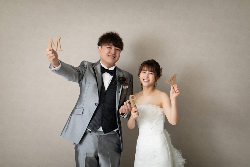 お二人のイニシャルを使って