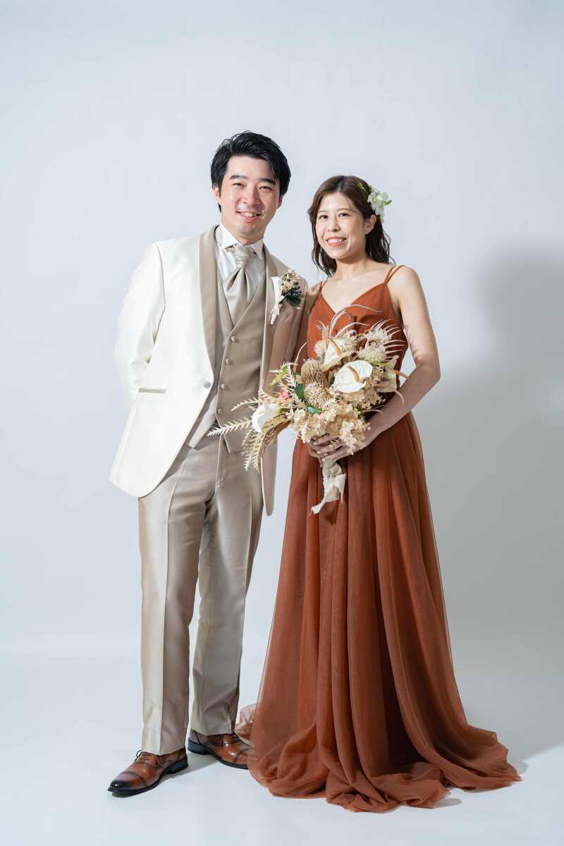 まずはフォーマルな格好から！