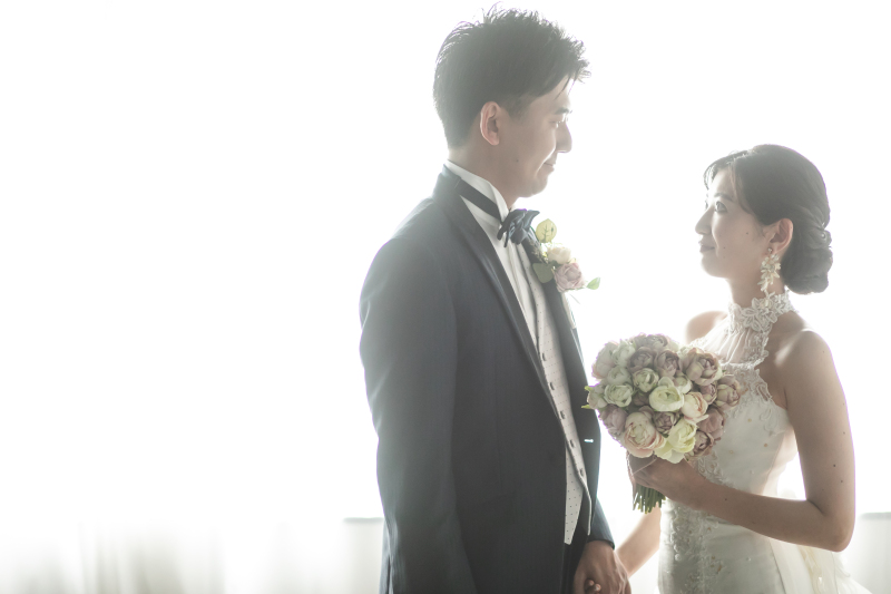 スタジオにて、ふんわり逆光ショット♪