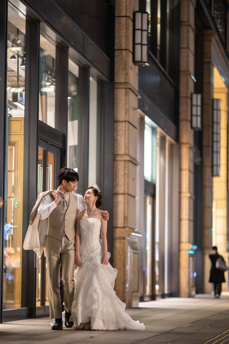 仲通り、美しいファサードを活かして