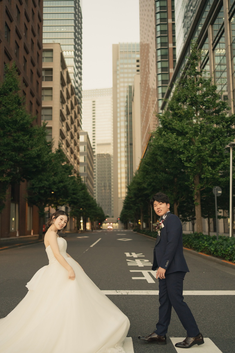 横断歩道を渡りながら♪
