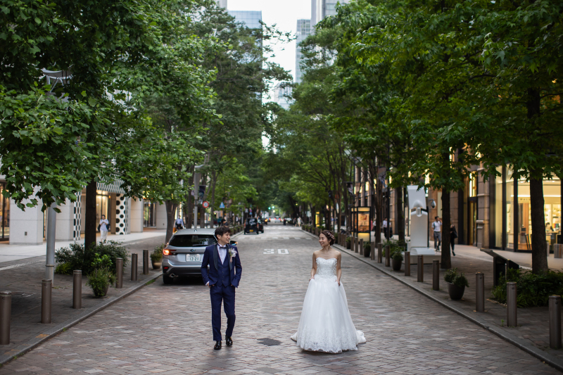 丸の内仲通りにて