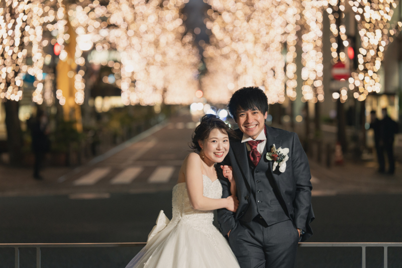 イルミネーションをバックに☆