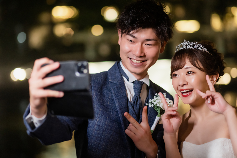 自撮りのオフショットも素敵な記録!