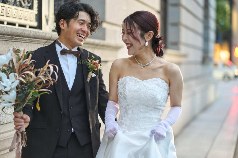 明治生命館からロケーション撮影スタート!