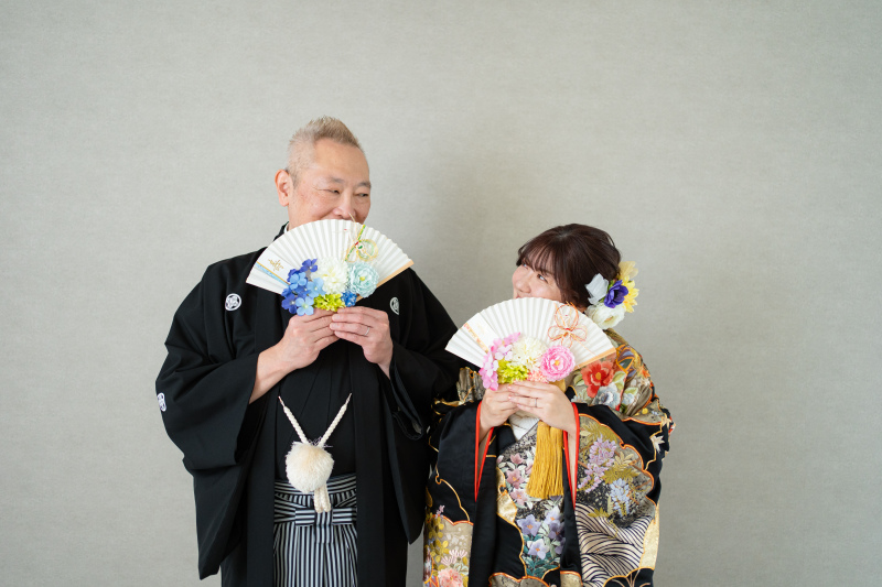 扇子を持って♪