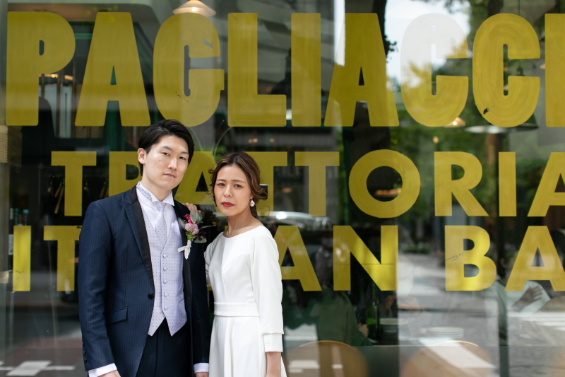 ショーウィンドウの文字を活かして