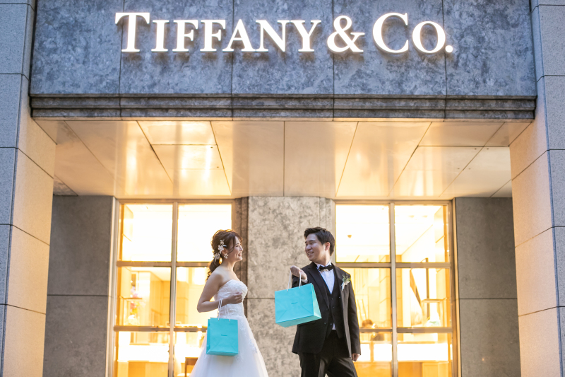 ティファニー前で・・