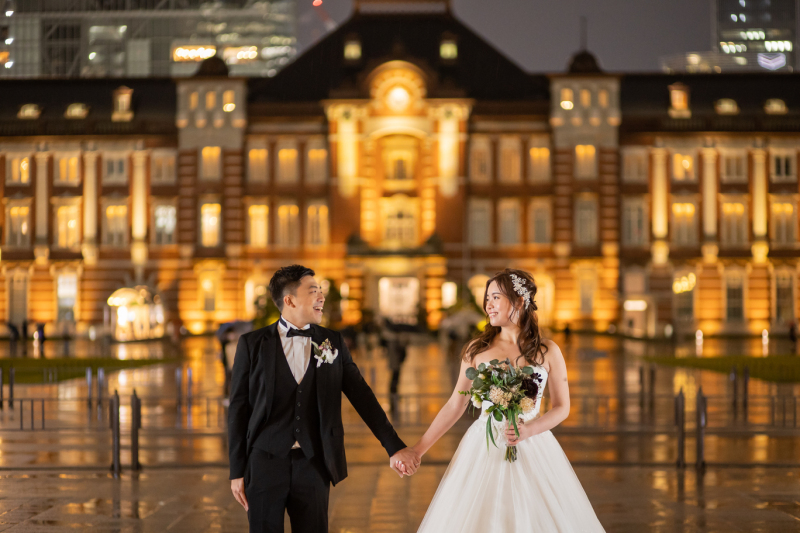 東京駅の駅舎へ