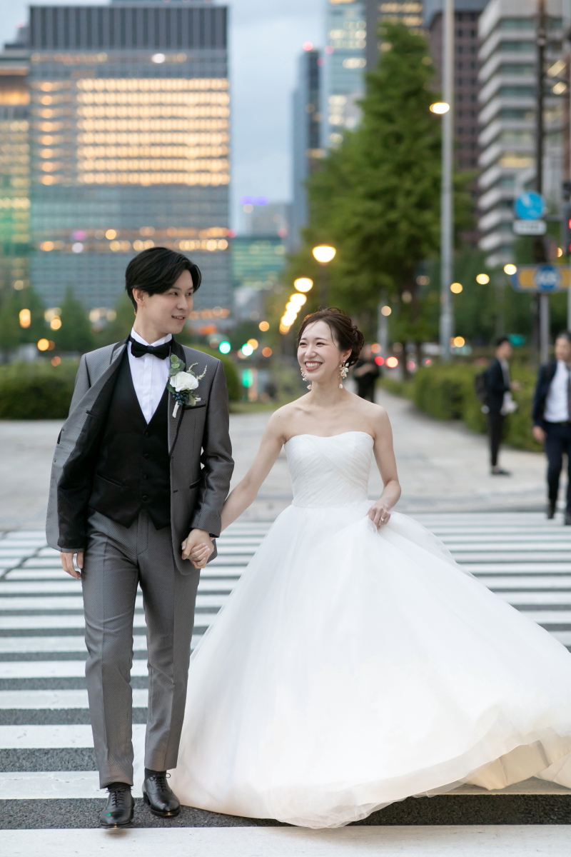 横断歩道を渡りながら