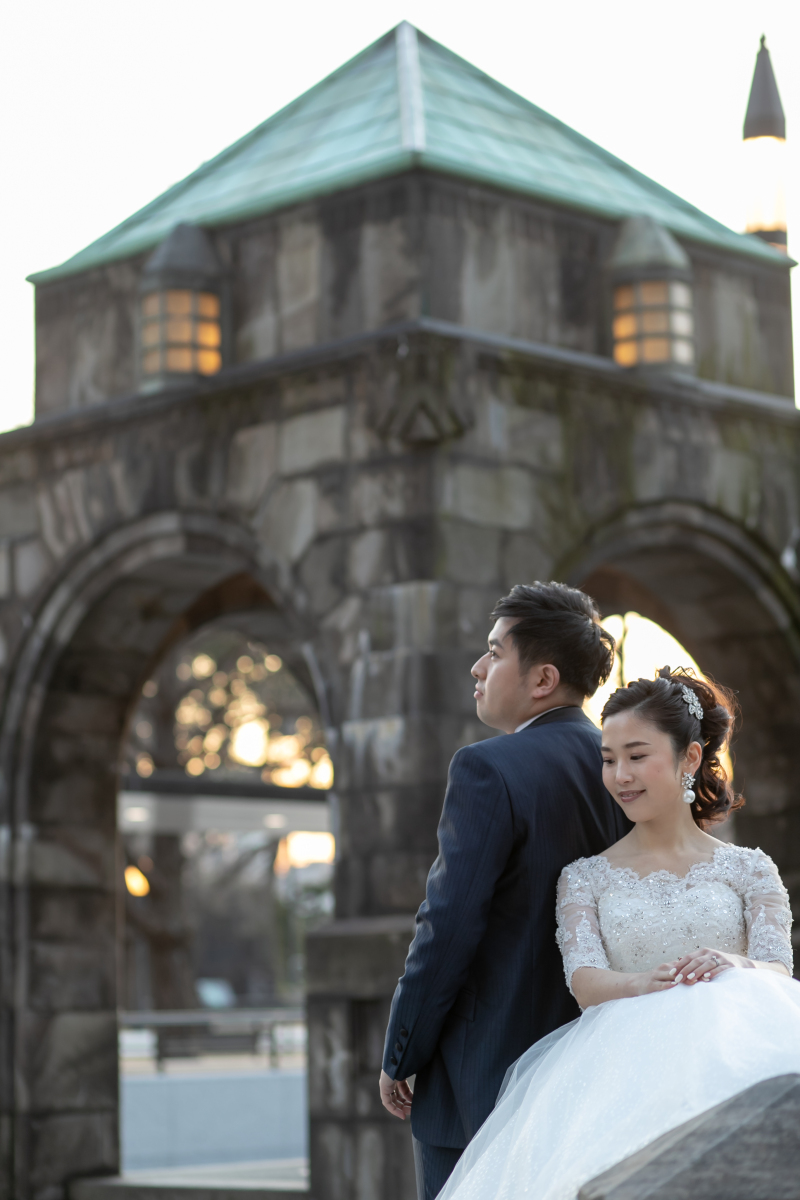 ガゼボの三角屋根を活かして