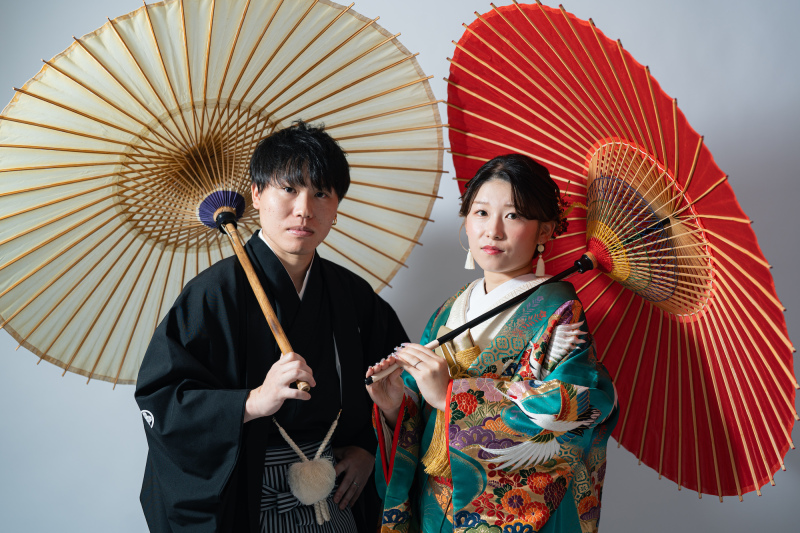 まずはスタジオで紋付袴と色打掛での和装フォト撮影