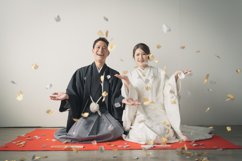 紙吹雪でおめでたいムードに☆彡