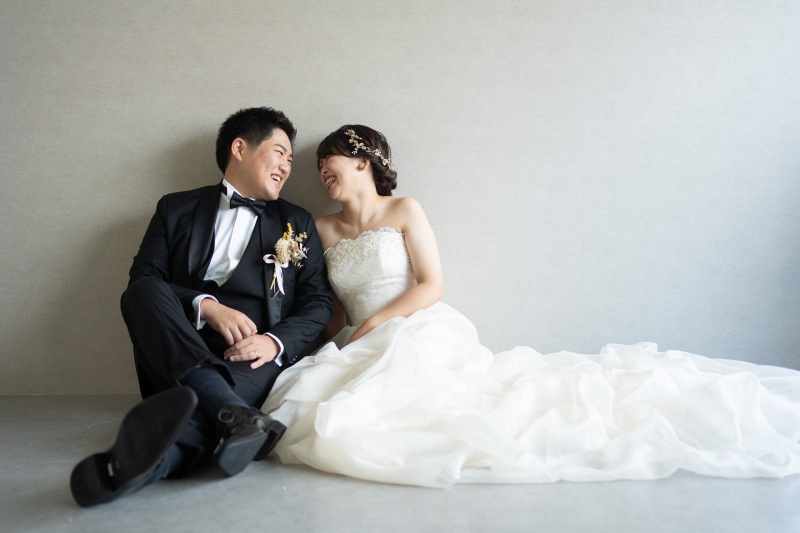 座ってリラックスしながら