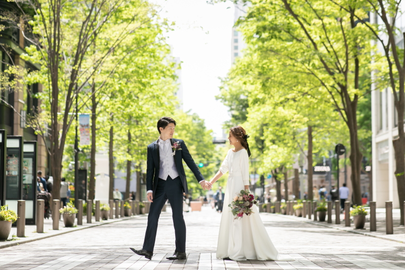 横断歩道を渡りながら…