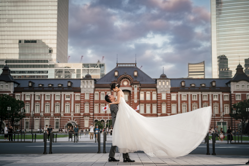 ドレスの動きを活かして