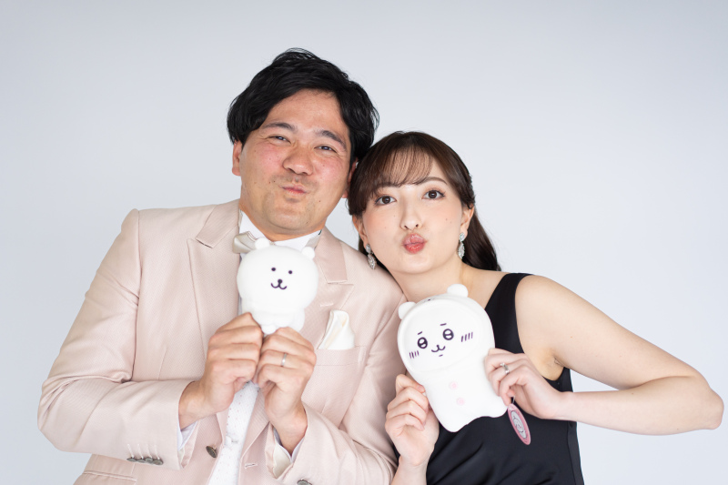 ちいかわのぬいぐるみと一緒に