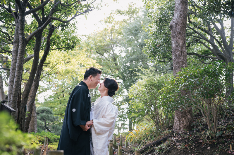 緑に光の差し込むショット