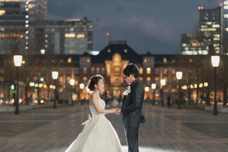 見つめ合うお二人。王道のショット。