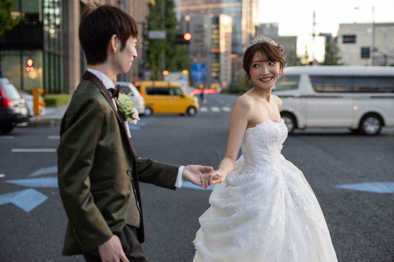 ゆっくりと歩きながら