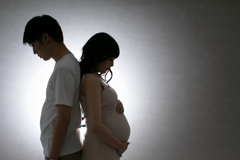 シルエットで…