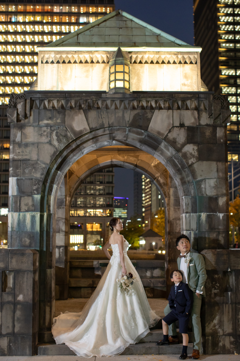 和田倉門にて親子3ショット!