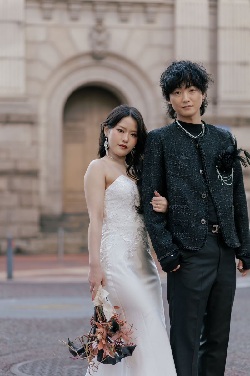 神奈川県立歴史博物館の前で！