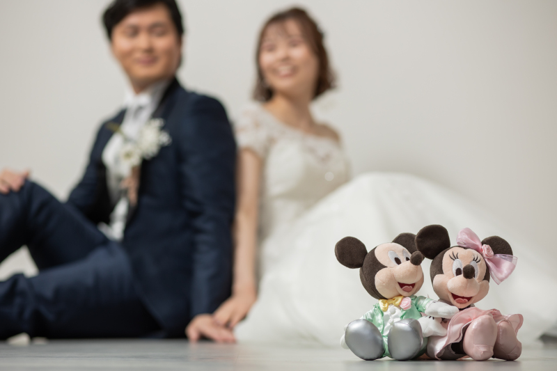 まずはスタジオでぬいぐるみと撮影♪