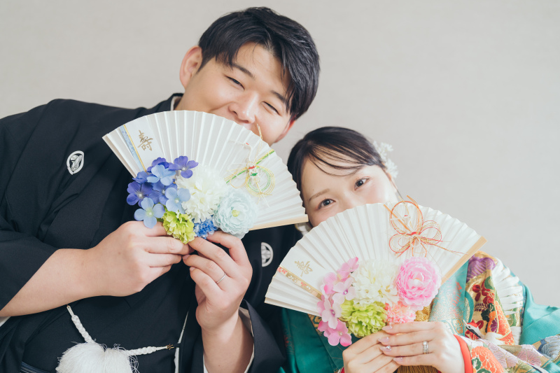 扇子を持って！