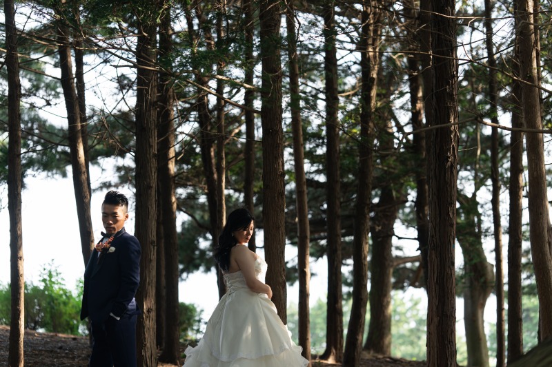 洋装に着替えて