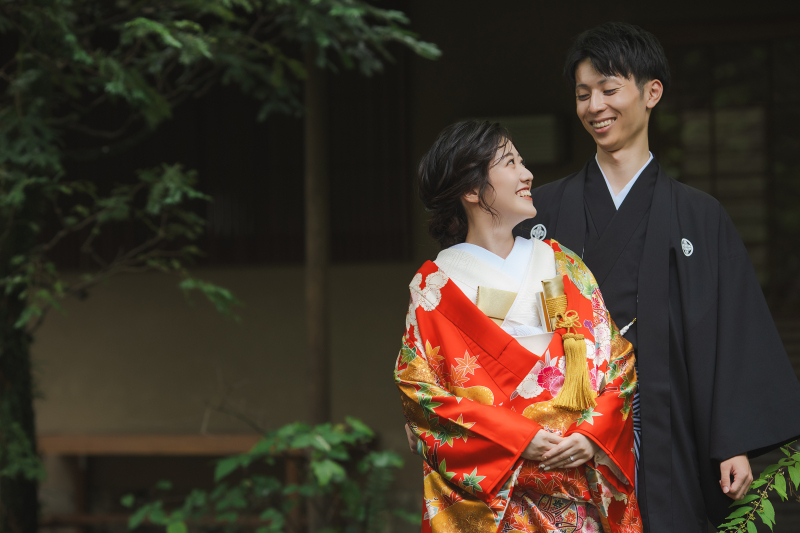 見つめ合ってほぐれる表情