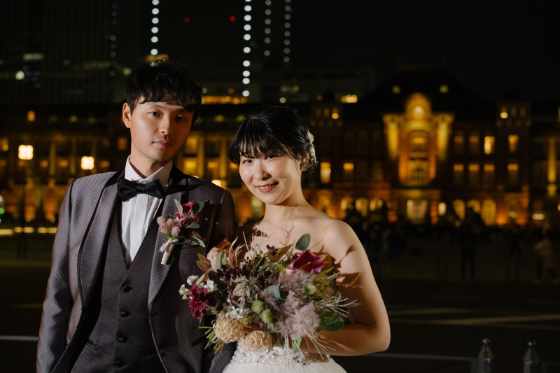 東京駅前でオーソドックスに