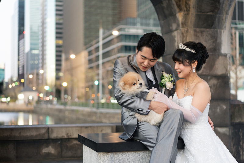 ロケ撮影にもワンちゃん登場!