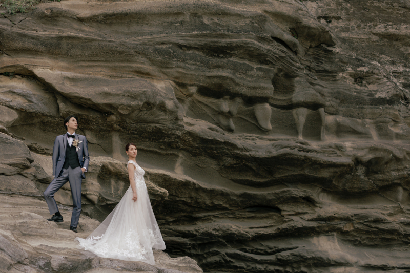 岩場だけを背景に切り取ったアングル