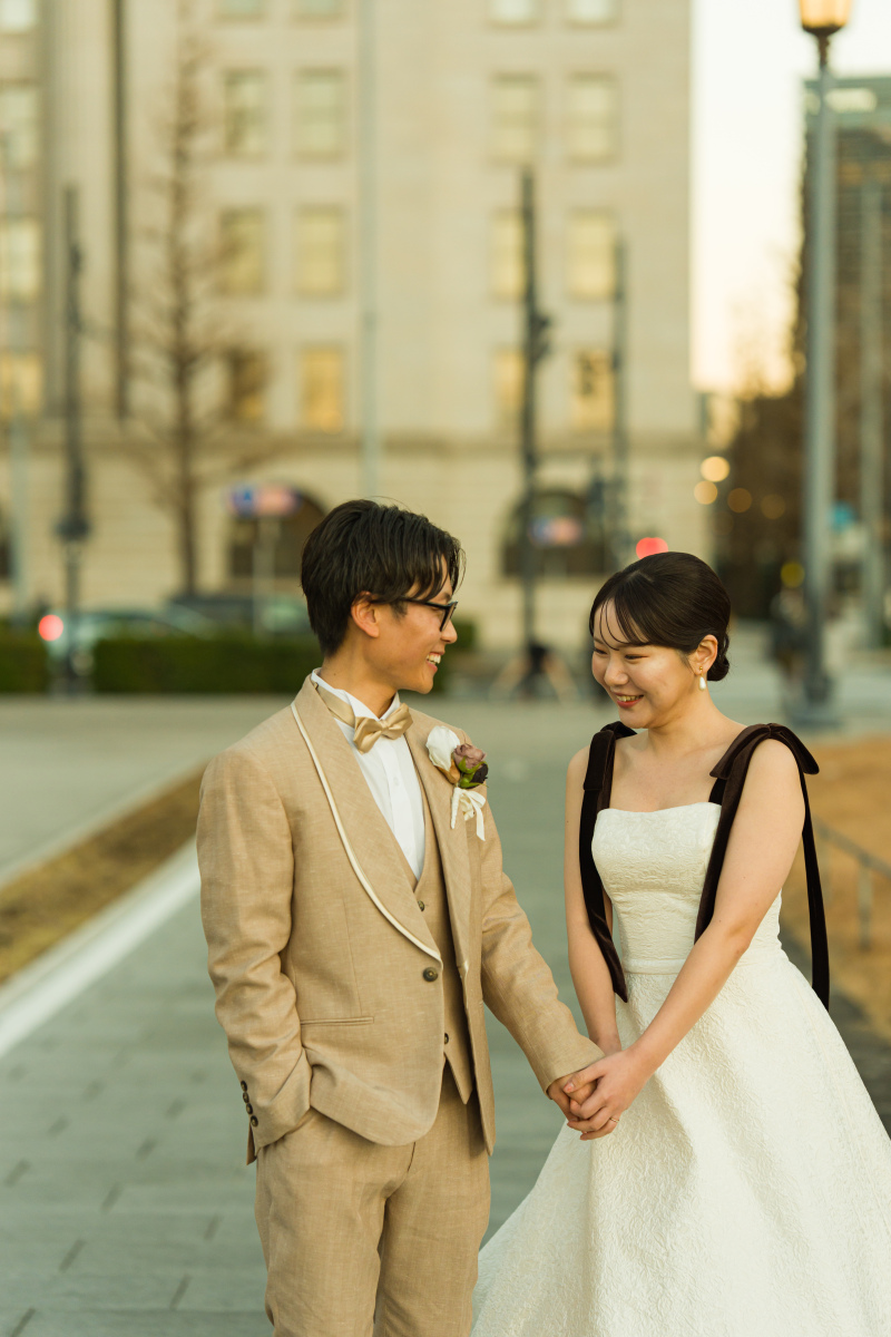 明治生命館の付近で！