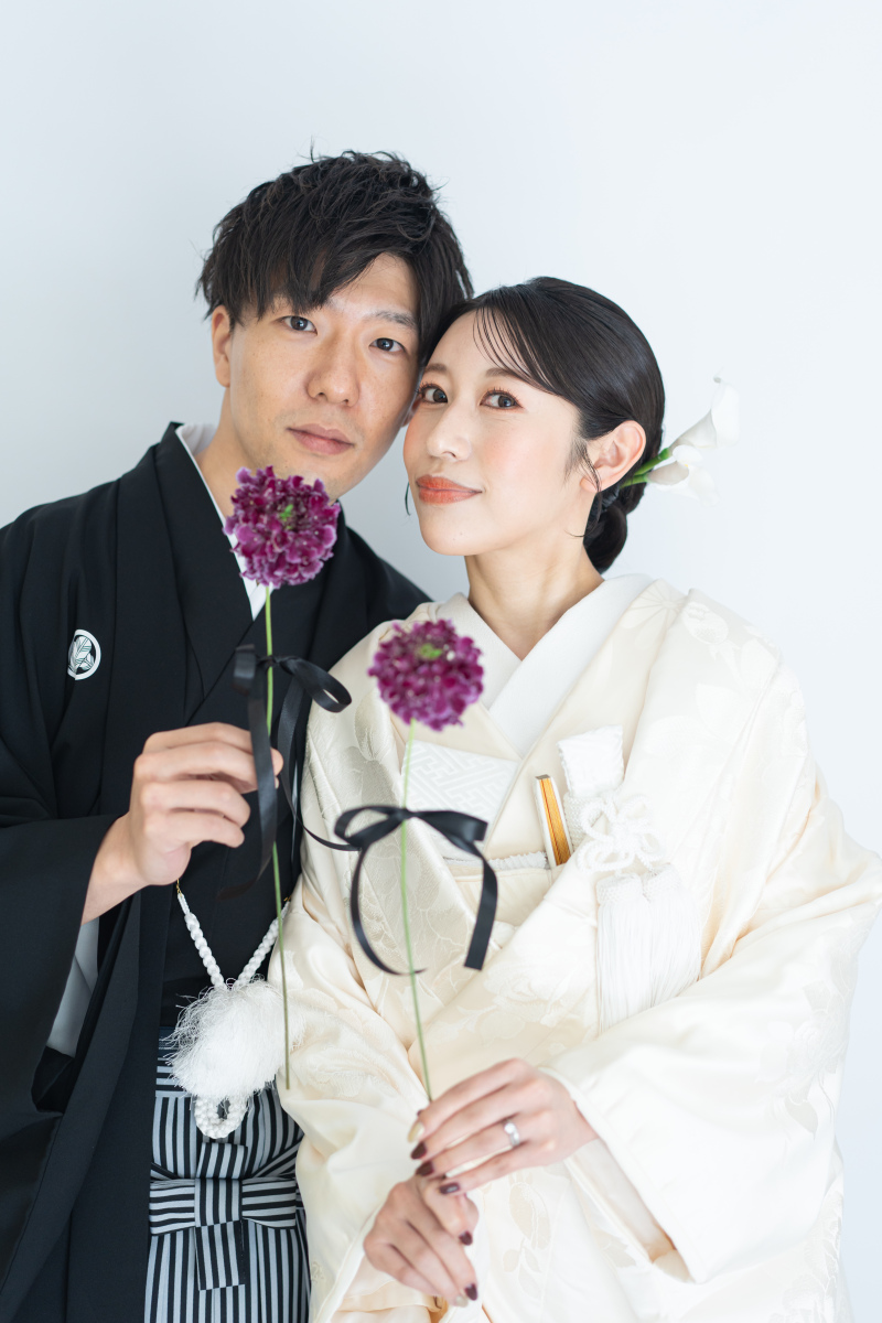 お持込のお花でシックにまとめて