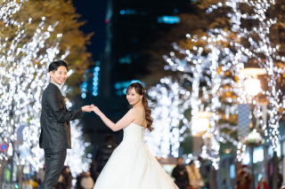 仲通りのイルミネーションで！